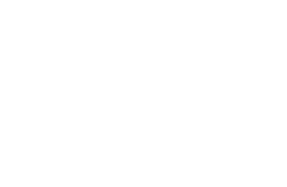 思い出してみよう。川のせせらぎ、葉と葉が擦れ合う優しい音、街に並ぶアートスポット、家族や友達…あなたにとって、ふるさと十和田とはどんな街でしたか？
